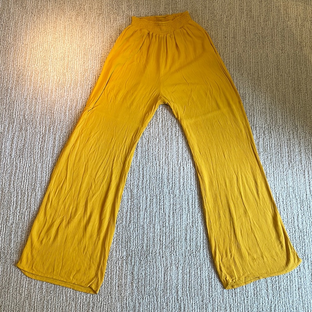 Forever 21 | Small | Yellow Flare Pants